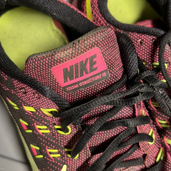 Nike Air Zoom Structure 18 - Picture 2 of 6